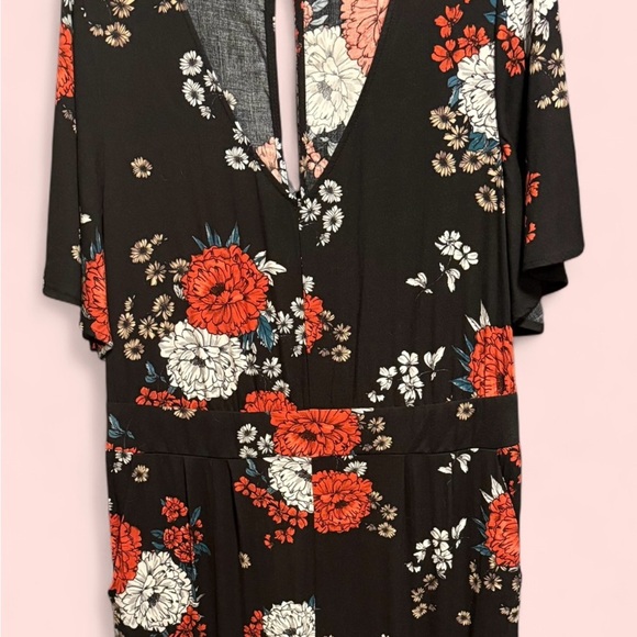 Torrid Black Floral Jumpsuit with wide legs - Picture 3 of 12